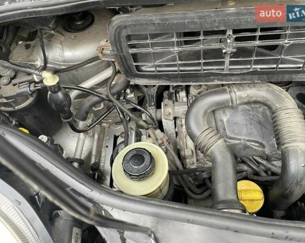 Серый Опель Виваро, объемом двигателя 2 л и пробегом 266 тыс. км за 8500 $, фото 11 на Automoto.ua