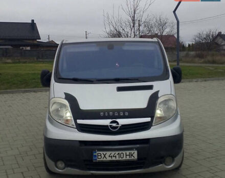 Сірий Опель Віваро, об'ємом двигуна 2 л та пробігом 254 тис. км за 9000 $, фото 6 на Automoto.ua