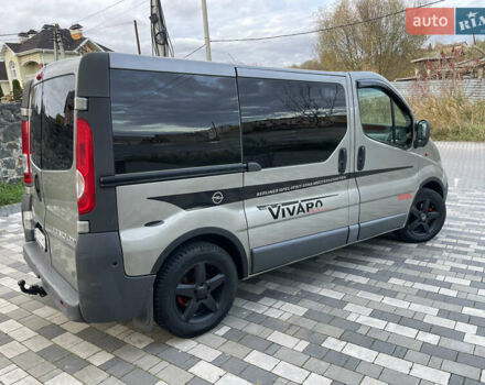 Серый Опель Виваро, объемом двигателя 2 л и пробегом 320 тыс. км за 9000 $, фото 7 на Automoto.ua