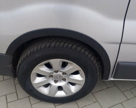 Сірий Опель Віваро, об'ємом двигуна 2 л та пробігом 254 тис. км за 9000 $, фото 13 на Automoto.ua