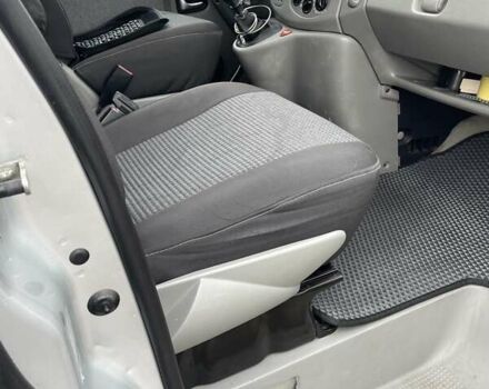 Серый Опель Виваро, объемом двигателя 2 л и пробегом 266 тыс. км за 8500 $, фото 21 на Automoto.ua