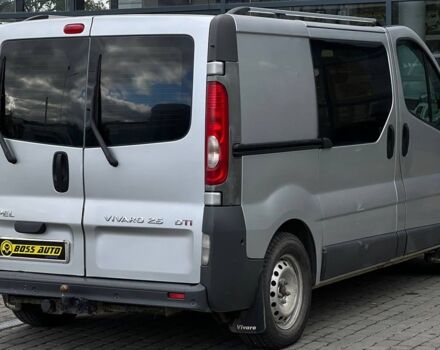 Серый Опель Виваро, объемом двигателя 2.5 л и пробегом 285 тыс. км за 8700 $, фото 5 на Automoto.ua