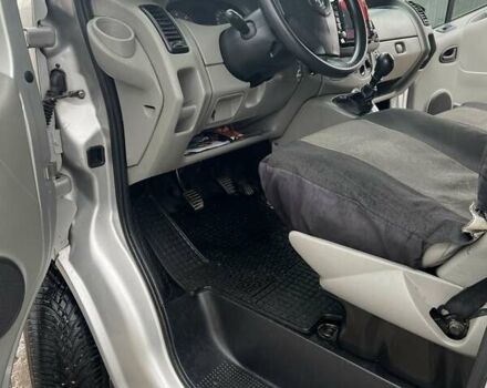 Опель Виваро 2008 в Стрые на Automoto.ua Серый Опель Виваро, объемом двигателя 2 л и пробегом 325 тыс. км за 9900 $, фото 44 на Automoto.ua