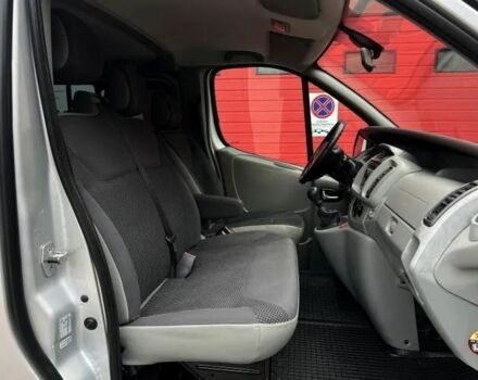 Серый Опель Виваро, объемом двигателя 2 л и пробегом 225 тыс. км за 7100 $, фото 14 на Automoto.ua