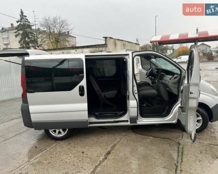 Опель Виваро 2008 в Стрые на Automoto.ua Серый Опель Виваро, объемом двигателя 2 л и пробегом 325 тыс. км за 9900 $, фото 27 на Automoto.ua