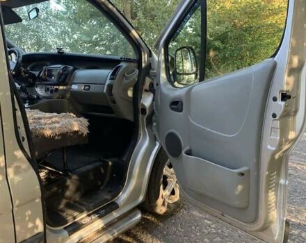 Сірий Опель Віваро, об'ємом двигуна 2 л та пробігом 320 тис. км за 10100 $, фото 8 на Automoto.ua