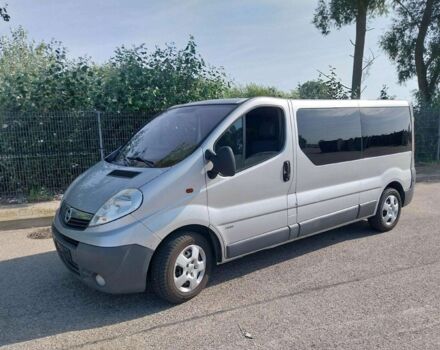 Сірий Опель Віваро, об'ємом двигуна 2 л та пробігом 252 тис. км за 7250 $, фото 1 на Automoto.ua