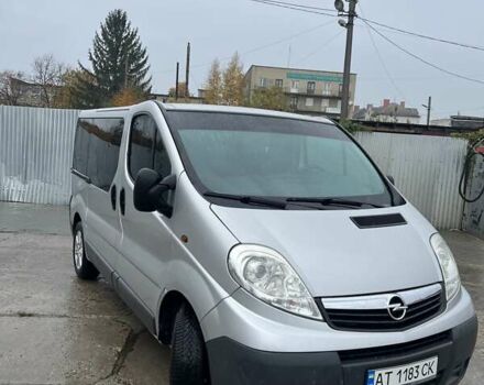 Опель Виваро 2008 в Стрые на Automoto.ua Серый Опель Виваро, объемом двигателя 2 л и пробегом 325 тыс. км за 9900 $, фото 4 на Automoto.ua