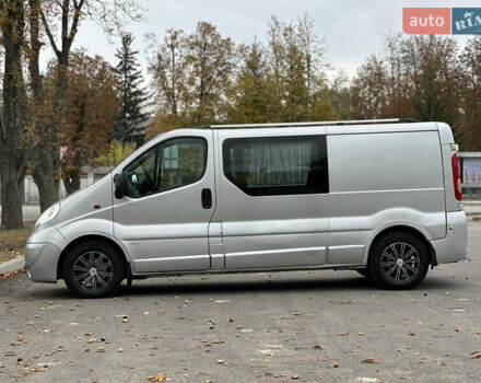 Серый Опель Виваро, объемом двигателя 2 л и пробегом 283 тыс. км за 9200 $, фото 16 на Automoto.ua