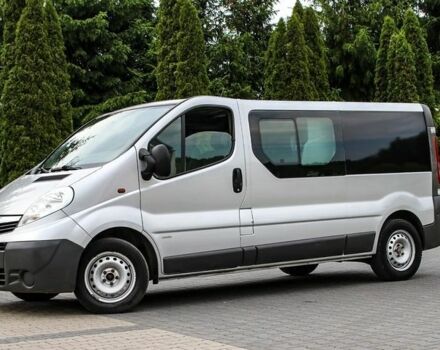 Серый Опель Виваро, объемом двигателя 2.5 л и пробегом 261 тыс. км за 7050 $, фото 1 на Automoto.ua