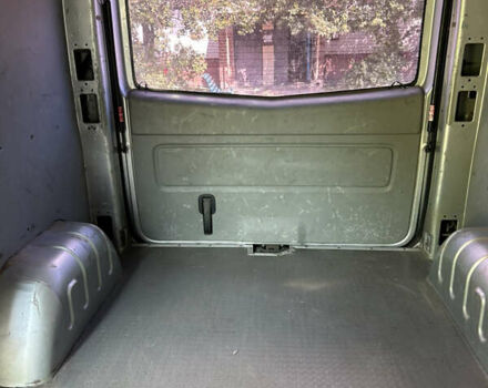 Серый Опель Виваро, объемом двигателя 2 л и пробегом 240 тыс. км за 7000 $, фото 3 на Automoto.ua