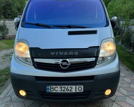 Сірий Опель Віваро, об'ємом двигуна 2 л та пробігом 388 тис. км за 9700 $, фото 1 на Automoto.ua