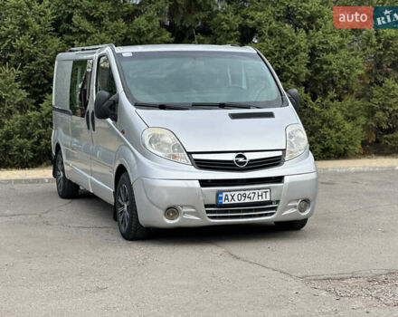 Серый Опель Виваро, объемом двигателя 2 л и пробегом 283 тыс. км за 9200 $, фото 10 на Automoto.ua