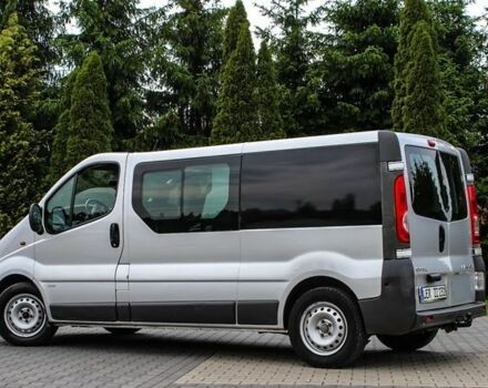 Серый Опель Виваро, объемом двигателя 2.5 л и пробегом 261 тыс. км за 7100 $, фото 8 на Automoto.ua