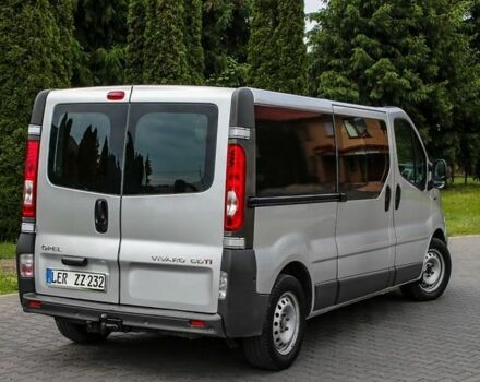 Серый Опель Виваро, объемом двигателя 2.5 л и пробегом 261 тыс. км за 7100 $, фото 18 на Automoto.ua