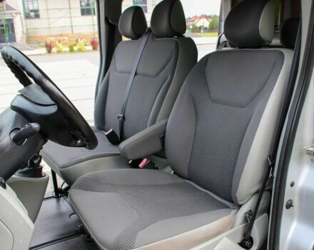 Серый Опель Виваро, объемом двигателя 2.5 л и пробегом 261 тыс. км за 7050 $, фото 22 на Automoto.ua