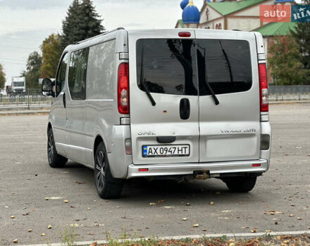Серый Опель Виваро, объемом двигателя 2 л и пробегом 283 тыс. км за 9200 $, фото 8 на Automoto.ua