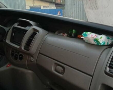 Серый Опель Виваро, объемом двигателя 2 л и пробегом 156 тыс. км за 10700 $, фото 12 на Automoto.ua