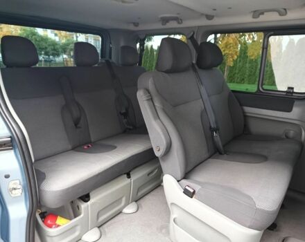 Сірий Опель Віваро, об'ємом двигуна 2 л та пробігом 216 тис. км за 7500 $, фото 20 на Automoto.ua