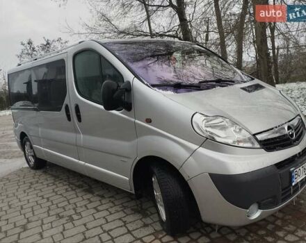 Сірий Опель Віваро, об'ємом двигуна 2.5 л та пробігом 248 тис. км за 13650 $, фото 25 на Automoto.ua