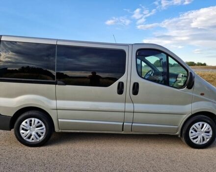 Серый Опель Виваро, объемом двигателя 2 л и пробегом 183 тыс. км за 7000 $, фото 12 на Automoto.ua