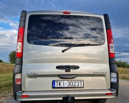 Серый Опель Виваро, объемом двигателя 2 л и пробегом 183 тыс. км за 7000 $, фото 7 на Automoto.ua