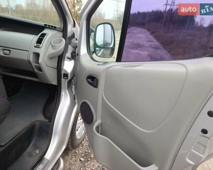 Серый Опель Виваро, объемом двигателя 2 л и пробегом 290 тыс. км за 10300 $, фото 24 на Automoto.ua