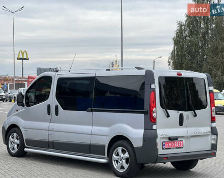 Серый Опель Виваро, объемом двигателя 2.5 л и пробегом 299 тыс. км за 13700 $, фото 6 на Automoto.ua