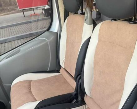 Сірий Опель Віваро, об'ємом двигуна 2.5 л та пробігом 317 тис. км за 11700 $, фото 11 на Automoto.ua