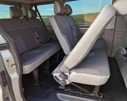 Сірий Опель Віваро, об'ємом двигуна 2 л та пробігом 256 тис. км за 7100 $, фото 18 на Automoto.ua