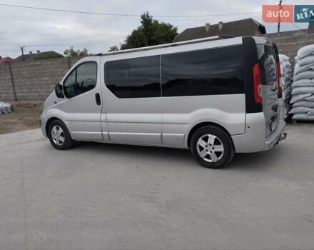 Сірий Опель Віваро, об'ємом двигуна 2.5 л та пробігом 250 тис. км за 13350 $, фото 10 на Automoto.ua