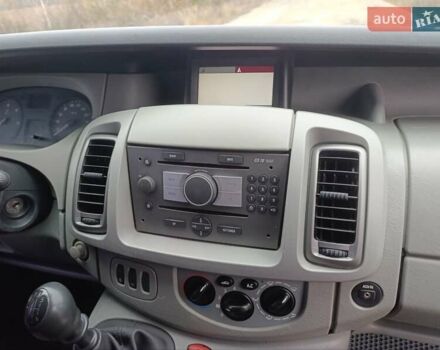 Серый Опель Виваро, объемом двигателя 2 л и пробегом 290 тыс. км за 10300 $, фото 27 на Automoto.ua