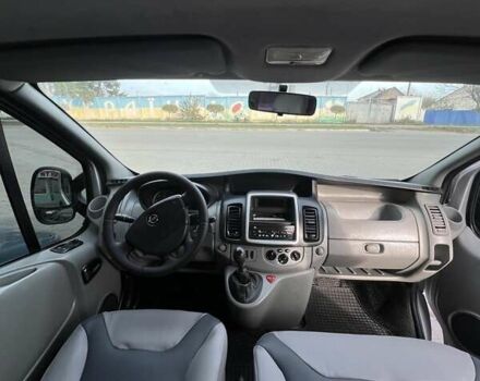 Сірий Опель Віваро, об'ємом двигуна 2 л та пробігом 420 тис. км за 9900 $, фото 11 на Automoto.ua