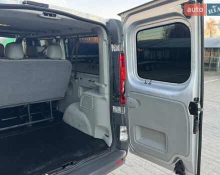 Серый Опель Виваро, объемом двигателя 2 л и пробегом 285 тыс. км за 13950 $, фото 74 на Automoto.ua