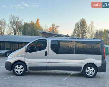 Серый Опель Виваро, объемом двигателя 2 л и пробегом 285 тыс. км за 13950 $, фото 7 на Automoto.ua