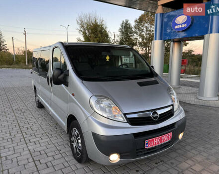 Сірий Опель Віваро, об'ємом двигуна 2 л та пробігом 287 тис. км за 13800 $, фото 6 на Automoto.ua