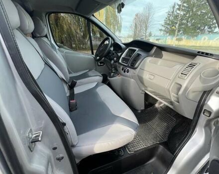 Сірий Опель Віваро, об'ємом двигуна 2 л та пробігом 420 тис. км за 9900 $, фото 10 на Automoto.ua