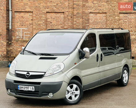 Сірий Опель Віваро, об'ємом двигуна 2 л та пробігом 264 тис. км за 14500 $, фото 9 на Automoto.ua
