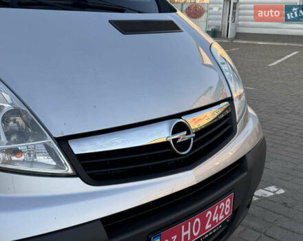 Серый Опель Виваро, объемом двигателя 2 л и пробегом 285 тыс. км за 13950 $, фото 23 на Automoto.ua