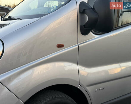 Серый Опель Виваро, объемом двигателя 2 л и пробегом 285 тыс. км за 13950 $, фото 27 на Automoto.ua