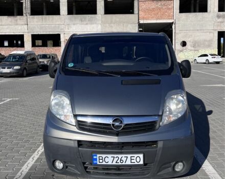 Сірий Опель Віваро, об'ємом двигуна 2 л та пробігом 312 тис. км за 10999 $, фото 2 на Automoto.ua