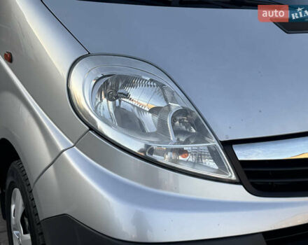 Серый Опель Виваро, объемом двигателя 2 л и пробегом 285 тыс. км за 13950 $, фото 22 на Automoto.ua