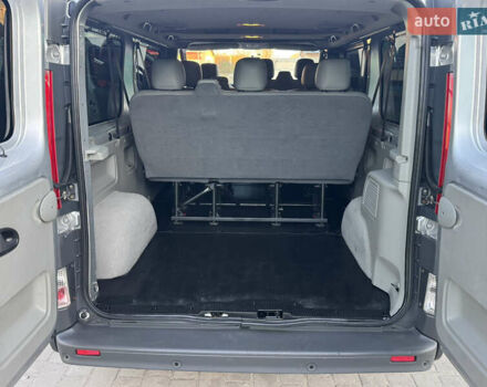 Серый Опель Виваро, объемом двигателя 2 л и пробегом 285 тыс. км за 13950 $, фото 73 на Automoto.ua