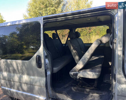 Сірий Опель Віваро, об'ємом двигуна 2 л та пробігом 287 тис. км за 13800 $, фото 30 на Automoto.ua