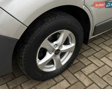 Серый Опель Виваро, объемом двигателя 2 л и пробегом 250 тыс. км за 14950 $, фото 23 на Automoto.ua