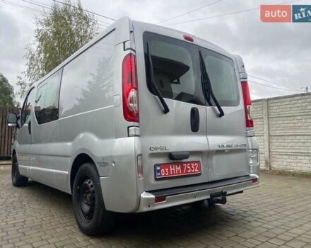 Серый Опель Виваро, объемом двигателя 2.5 л и пробегом 285 тыс. км за 13950 $, фото 6 на Automoto.ua
