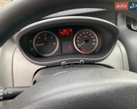 Серый Опель Виваро, объемом двигателя 2.5 л и пробегом 285 тыс. км за 13950 $, фото 27 на Automoto.ua