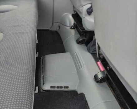 Серый Опель Виваро, объемом двигателя 2 л и пробегом 270 тыс. км за 15200 $, фото 41 на Automoto.ua