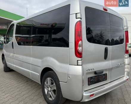 Сірий Опель Віваро, об'ємом двигуна 0 л та пробігом 300 тис. км за 14500 $, фото 3 на Automoto.ua