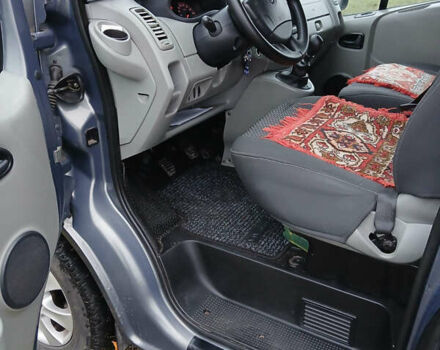 Серый Опель Виваро, объемом двигателя 2 л и пробегом 261 тыс. км за 16500 $, фото 7 на Automoto.ua